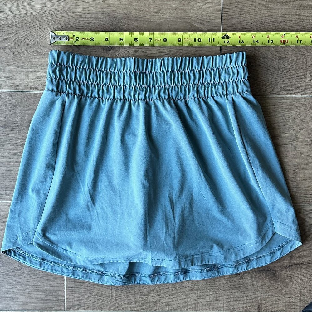 Athleisure sport skort - gray/blue color